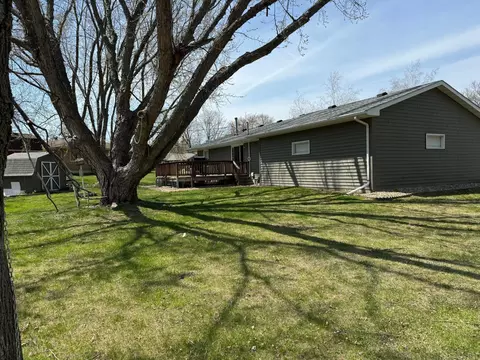 1824 Brookside Cir, Albert Lea, MN 56007 photo 4