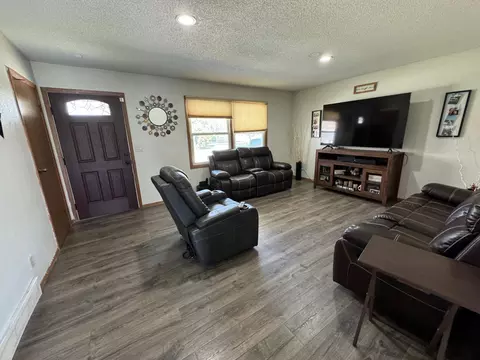 1824 Brookside Cir, Albert Lea, MN 56007 photo 8