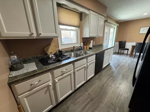 1824 Brookside Cir, Albert Lea, MN 56007 photo 11