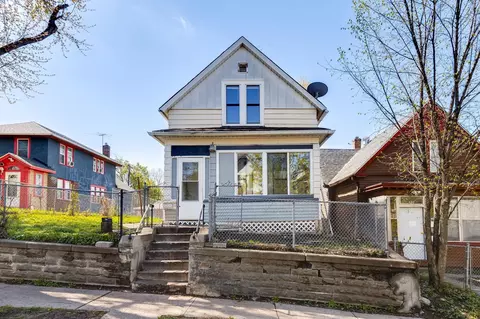 664 Cook Ave E, Saint Paul, MN 55106
