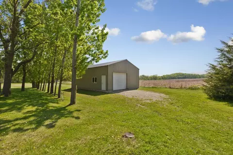 2810 130th St W, Faribault, MN 55021 photo 6