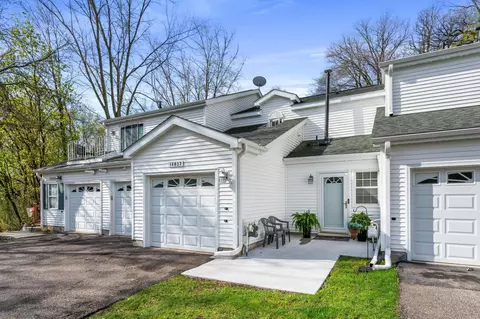 14037 Pennock Ave, Apple Valley, MN 55124