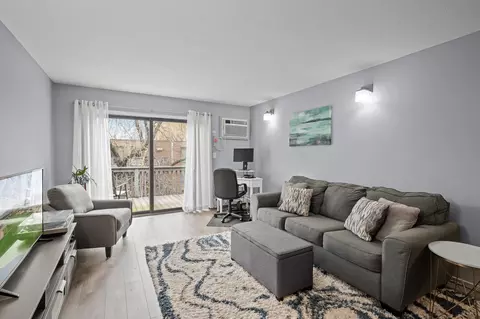 2800 Hamline Ave N #349, Roseville, MN 55113