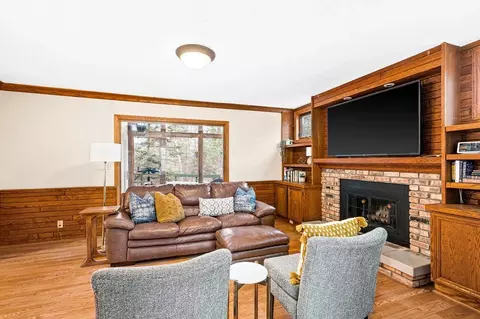 1922 Valhalla Dr, Duluth, MN 55811 photo 5