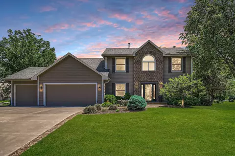 5085 Ximines Ln N, Plymouth, MN 55442