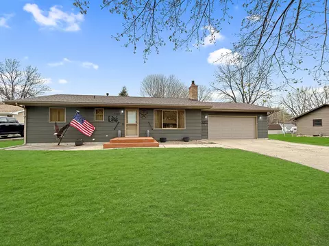 1625 N 6th St, Montevideo, MN 56265