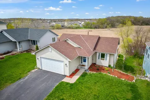 1538 Deerfield Rd, Waconia, MN 55387