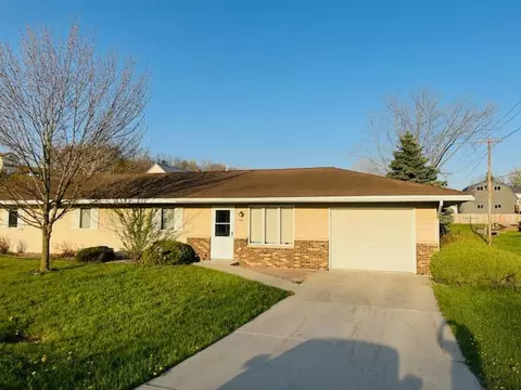 500 Saint Paul St NW, Preston, MN 55965