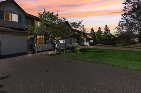 6437 Tahoe Rd, Woodbury, MN 55125