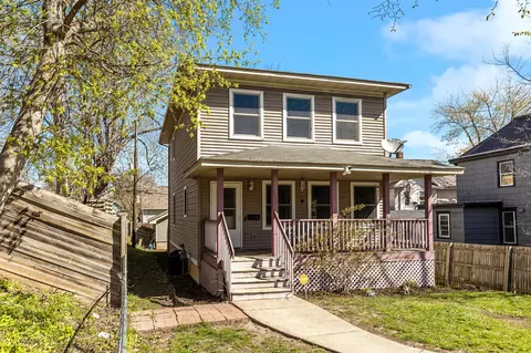 1049 6th St E, Saint Paul, MN 55106