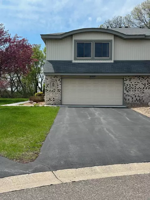 6563 Chamberlain Cir, Woodbury, MN 55125