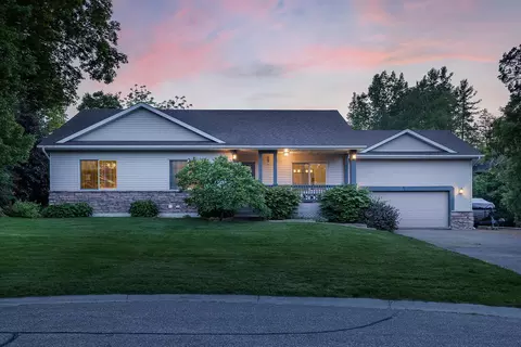 3909 Pine Ln, Saint Bonifacius, MN 55375