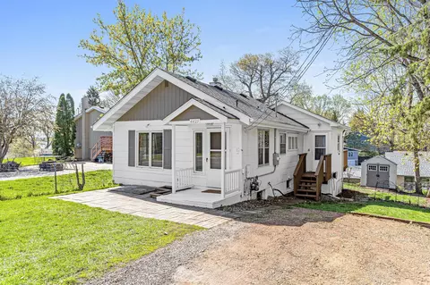 4425 Radnor Rd, Mound, MN 55364 photo 2