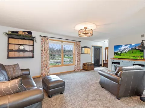 2403 Crestview Ln, Brainerd, MN 56401 photo 5