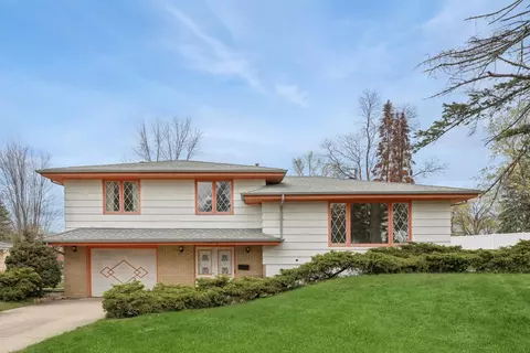 8336 Goodrich Rd, Bloomington, MN 55437
