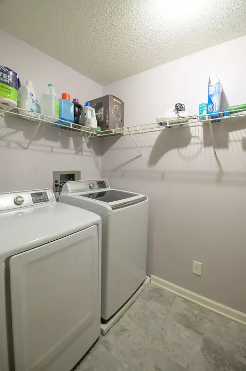 1871 Silver Bell Rd #212, Eagan, MN 55122 photo 12
