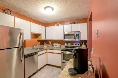 1871 Silver Bell Rd #212, Eagan, MN 55122 photo 8