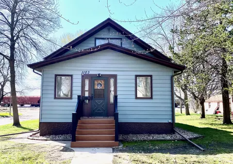 1103 Campbell Ave NW, Willmar, MN 56201