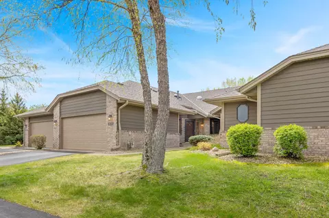 18133 Judicial Way S, Lakeville, MN 55044