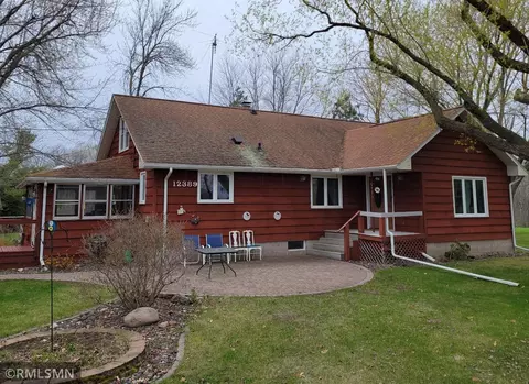 12389 292nd St, Lindstrom, MN 55045