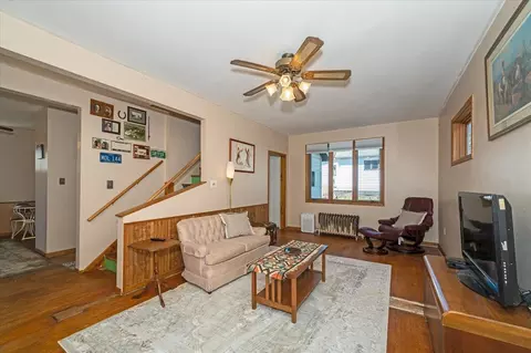 1207 E 9th St, Duluth, MN 55805 photo 8