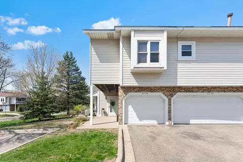 5334 Highpointe Dr, Bloomington, MN 55437 photo 29