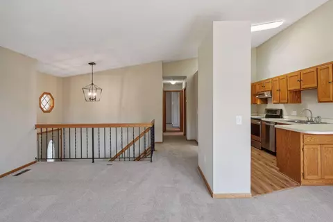 4314 Clemson Cir #A, Eagan, MN 55122 photo 6