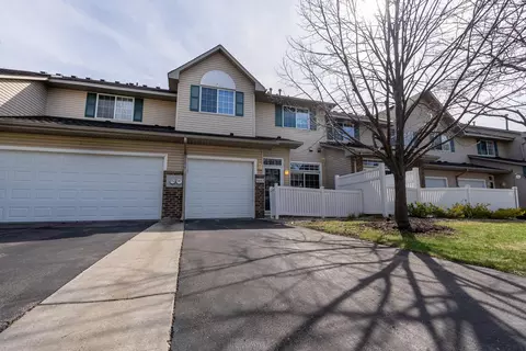 8443 Cortland Rd, Eden Prairie, MN 55344