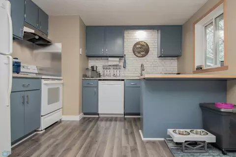 2014 29 Ave S, Fargo, ND 58103 photo 9