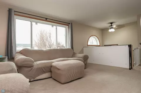 2014 29 Ave S, Fargo, ND 58103 photo 5