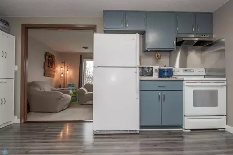 2014 29 Ave S, Fargo, ND 58103 photo 8