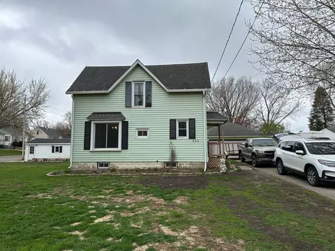 906 E Hawthorne St, Albert Lea, MN 56007