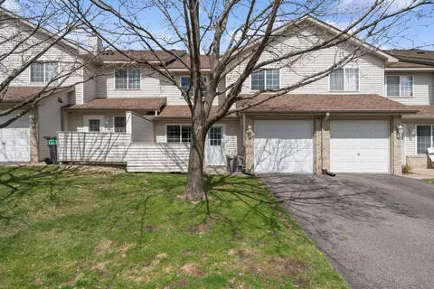 2785 Ranchview Ln N # 3, Plymouth, MN 55447