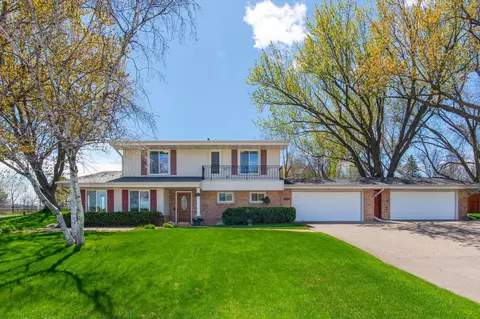 10700 River Ter, Bloomington, MN 55431