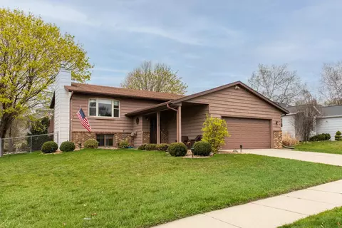 5941 25th Ave NW, Rochester, MN 55901