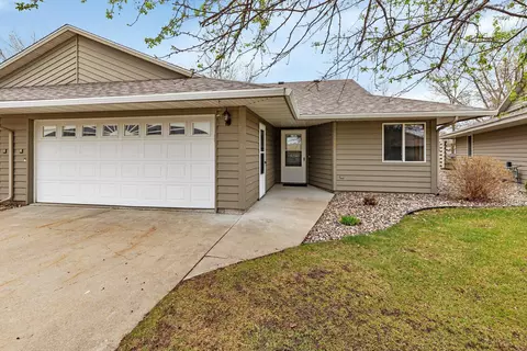 140 Par Ln, Cold Spring, MN 56320