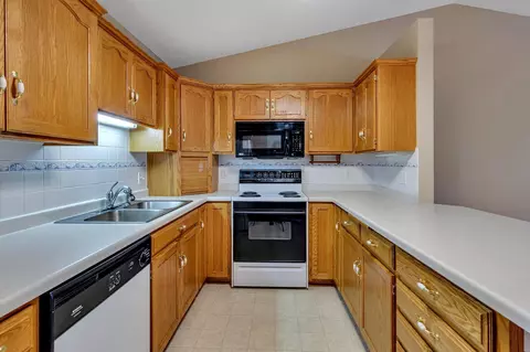 140 Par Ln, Cold Spring, MN 56320 photo 4