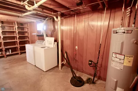 403 Ash Dr, Mooreton, ND 58061 photo 28