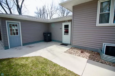 403 Ash Dr, Mooreton, ND 58061 photo 3