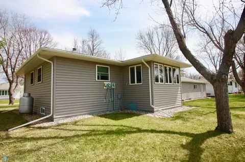 403 Ash Dr, Mooreton, ND 58061 photo 42