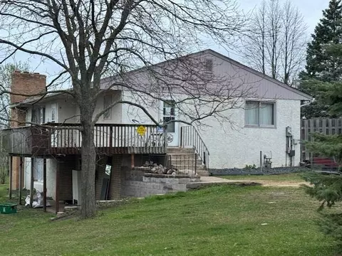 8725 Alverno Ave, Inver Grove Heights, MN 55077