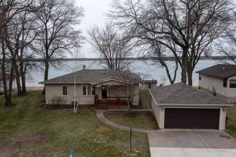 13856 Memorywood Dr, Baxter, MN 56425