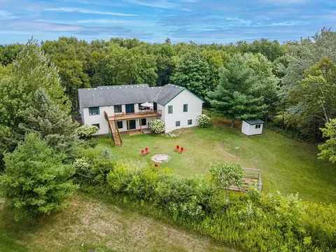 15069 Lake Blvd, Center City, MN 55012