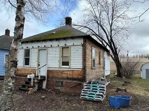 119 W 1st Ave N, Aurora, MN 55705