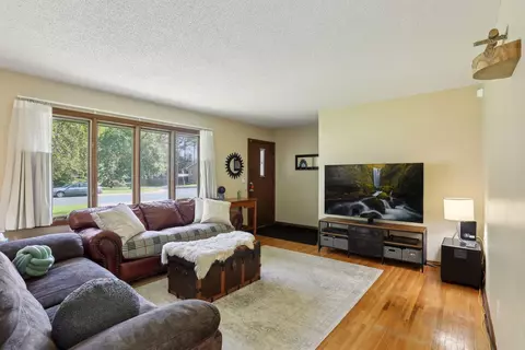 1640 75th Ave NE, Fridley, MN 55432