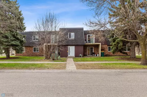 825 8th Ave E #4, West Fargo, ND 58078