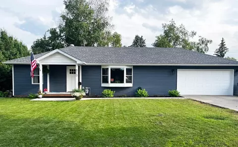 810 E Channing Ave, Fergus Falls, MN 56537
