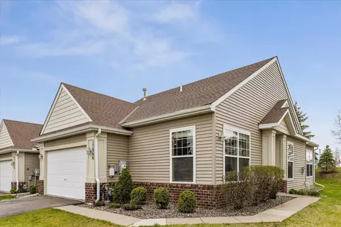 17866 38th Ave N, Plymouth, MN 55446