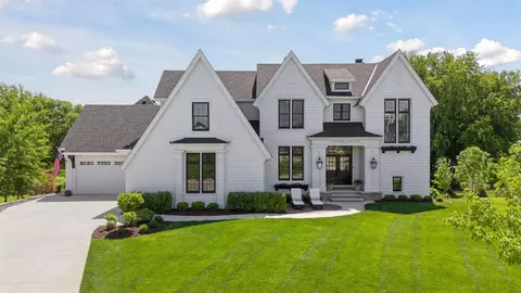 5965 Prestwick Ct, Shorewood, MN 55331