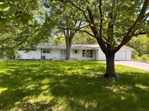 6 Westwood Dr N, Golden Valley, MN 55422